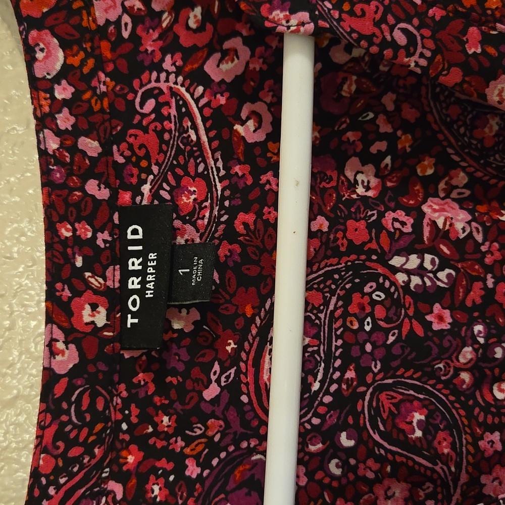 Torrid Paisley Harper Tunic Blouse - Picture 5 of 7